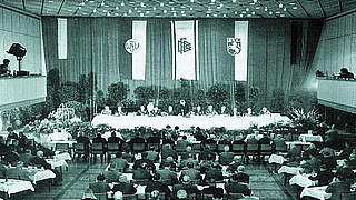 Geburtsort der Bundesliga: der Goldsaal in Dortmund am 28. Juli 1962 - vor 50 Jahren © DFB