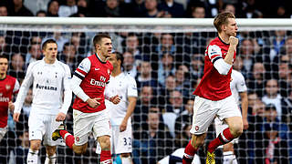 Zu früh gefreut: Mertesackers (r.) Treffer reichte Arsenal nicht zum Sieg © Bongarts/GettyImages