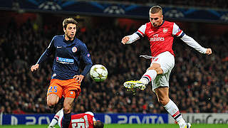 Cross, volley, goal: Lukas Podolski (r.) © Bongarts/GettyImages