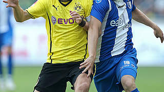 Ex-Magdeburger: Dortmunds Schmelzer gegen Nils Butzen (r.) © Bongarts/GettyImages