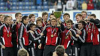 Die U18 nach dem Gewinn des Winterturniers in Israel © IFA