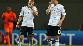 Rode (l.) und Matthias Ginter (r.) können es nicht fassen © Bongarts/GettyImages