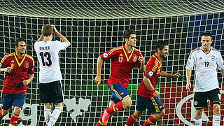 Da ist es passiert - das entscheidende 1:0 von Spanien © Bongarts/GettyImages