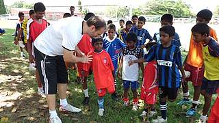 Fußballfreude und Training in Sri Lanka © Bongarts/GettyImages