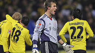 Konsterniert: Bayerns Michael Rensing (v.) bei der Niederlage in Aachen 2006 © Bongarts/GettyImages