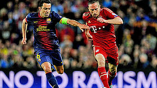 Unwiderstehlicher Antritt: Franck Ribéry lässt Barca-Kapitän Xavi stehen © Bongarts/GettyImages