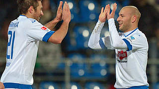 Celebrate: Schönfeld (L) and Riese © Bongarts/GettyImages