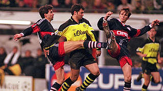 Vorteil Dortmund: 1998 setzt sich Schwarz-Gelb durch © Bongarts/GettyImages