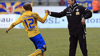Torgarant: Dominick Kumbela (l.) traf zum 2:0 für die Eintracht © Bongarts/Getty Images