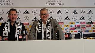 Thomas Ecker (r.) und Frank Raith auf dem Presse-Podium. © 