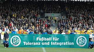 Auch in der Regionalliga wurde gegen Rassismus und Diskriminierung geworben © DFB
