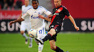 Trifft bei Bayer: Jefferson Farfan (l.) © Bongarts/GettyImages