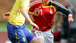 Alexandra Popp (r.) gegen Emma Fogelqvist © Bongarts/GettyImages