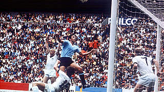 WM 1970: Sieg für Schnellinger (l.) und Co. in Mexiko gegen Uruguay © Bongarts/GettyImages