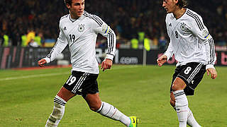 Players with a big future: Mario Götze (l.) and Mesut Özil © Bongarts/GettyImages