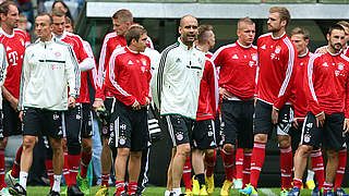 Erster Trainingstag in München: Pep Guardiola nimmt seine Arbeit auf © Bongarts/GettyImages