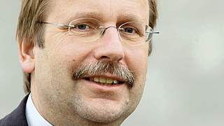 DFB-Vizepräsident Dr. Rainer Koch ist unter anderem für Rechtsfragen zuständig © Imago
