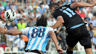 Köpft das 2:0: Lazios Miroslav Klose (r.) © Bongarts/GettyImages