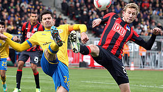 Seine Führung reicht nicht: Dennis Kruppke (l.) trifft zum 1:0 für Braunschweig © Bongarts/GettyImages