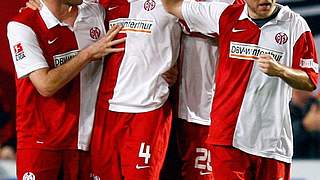 League leaders Mainz cheering  © Bongarts/GettyImages