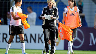 Start ins EM-Jahr: Silvia Neid und ihr Team © Bongarts/GettyImages