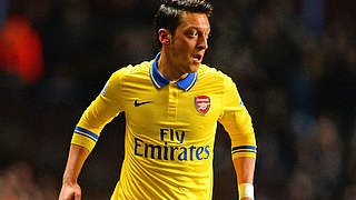 Mit Arsenal an der Spitze: Mesut Özil © Bongarts/GettyImages