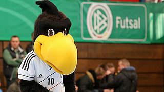 In Gevelsberg dabei: DFB-Maskottchen Paule © Bongarts/GettyImages