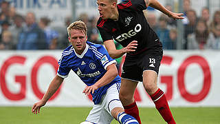 Mit Mühe zum Sieg: Philipp Hofmann (l.) und Schalke 04 © Bongarts/GettyImages
