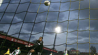 Traumtor gegen Wiese: Schlaudraff (l.) © Bongarts/GettyImages