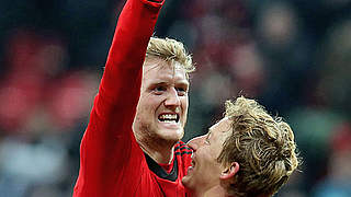 Jubeln ist er derzeit gewohnt: Schürrle (l., mit Kießling) © Bongarts/GettyImages