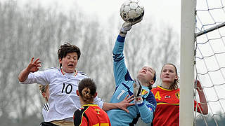 Wieder Belgien: Jasmin Sehan (l.) und die U 17 scheiterten im Vorjahr in der Qualifikation © Bongarts/GettyImages