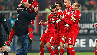 Win with Köln : Coach Holger Stanislawski (L) © Bongarts/GettyImages