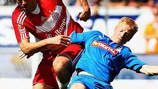 Andreas Ibertsberger (r.) im Duell mit Luca Toni © Bongarts/GettyImages