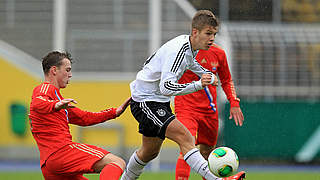 Starke Leistung im ersten Vergleich gegen Russland: Luca Erhardt (r.) und Co. © Bongarts/GettyImages