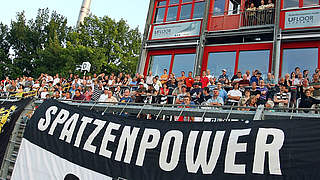 Support im Donaustadion: Ulmer Fans © Bongarts/GettyImages