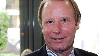 Neue Aufgabe für Berti Vogts © Foto: Bongarts/GettyImages