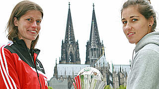 Zwei, auf die es im Finale ankommt: Kerstin Garefrekes und die Essenerin Lisa Weiß (r.) © DFB/Kobow
