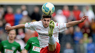 Verletzt: Regensburgs Zlatko Muhovic © Bongarts/GettyImages