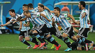 Der Moment der Erlösung: Argentinien gewinnt im Elfmeterschießen © Bongarts/GettyImages