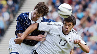 Zuletzt 2004 gegen Schottland: das DFB-Team mit Michael Ballack und Co. © Bongarts/GettyImages