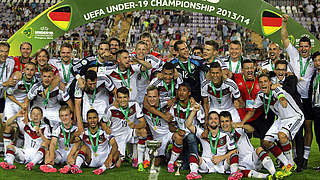 Won the trophy: the German Under-19 team © afp