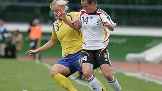 Simone Laudehr (r.) in duel © Bongarts/GettyImages