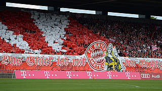 Kreativer Anhang: Bayern-Choreografie im Relegationsspiel gegen Fortuna Köln © Bongarts/GettyImages