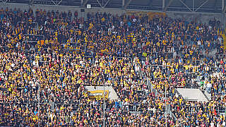 Freuen sich auf Gastspiel des FC Bayern 2015: die Fans von Dynamo Dresden © Bongarts/GettyImages