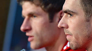 Bleiben den Bayern treu: Müller (l.) und Lahm © Bongarts/GettyImages
